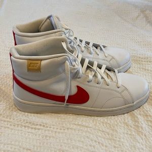 Nike Court Royale Shoes